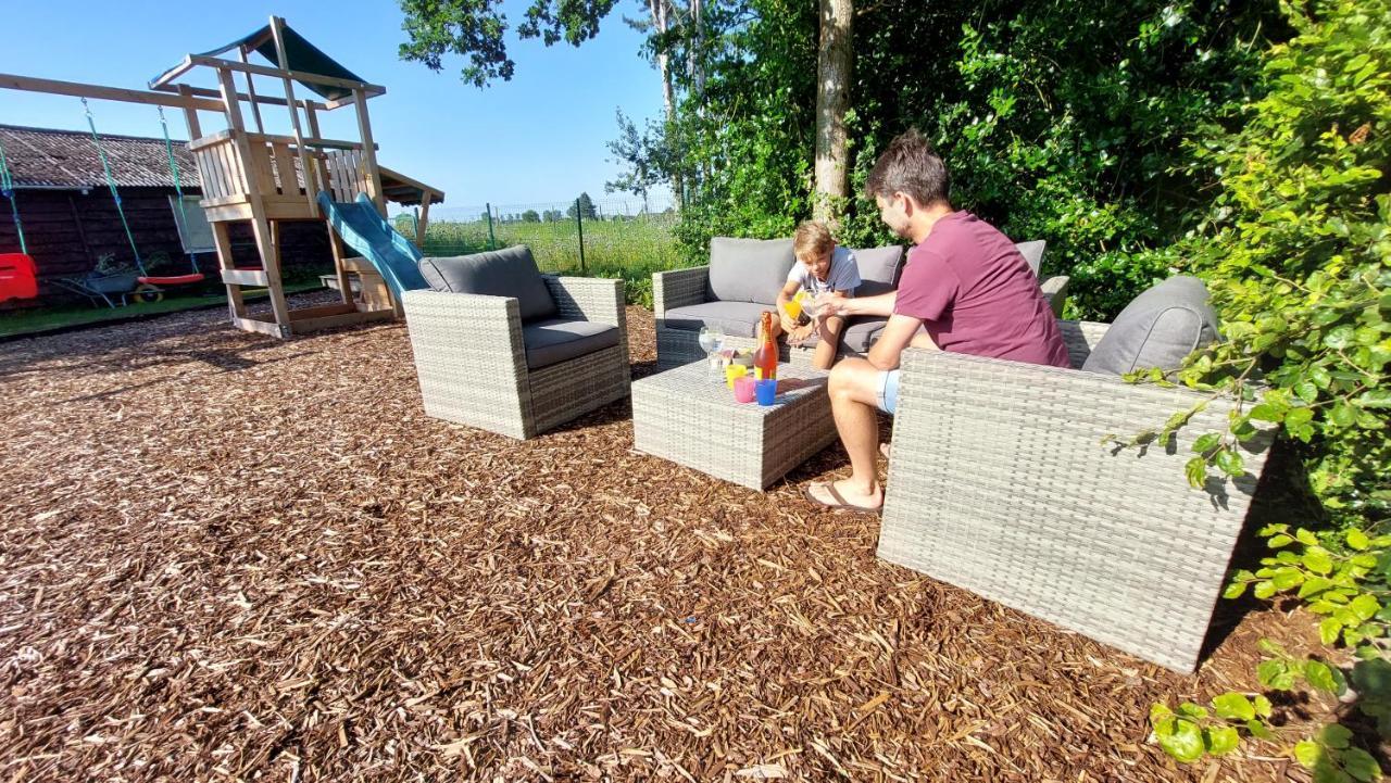 Vakantiewoning Met Permanent Verwarmd Zwembad En Sauna Koekelare Exterior foto