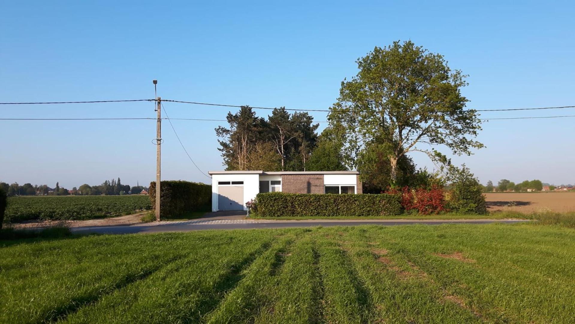 Vakantiewoning Met Permanent Verwarmd Zwembad En Sauna Koekelare Exterior foto